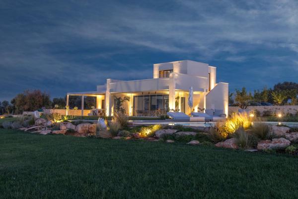 Villa Alba Dorata by Villa Experiences Puglia, Забронировать  Отели Bari Province с бассейном, Бассейн