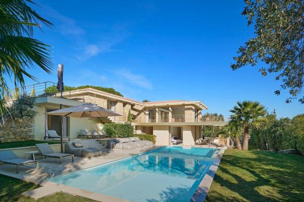 Villa Sous le Soleil, Забронировать  Сен-Тропе Сен-Тропе залива