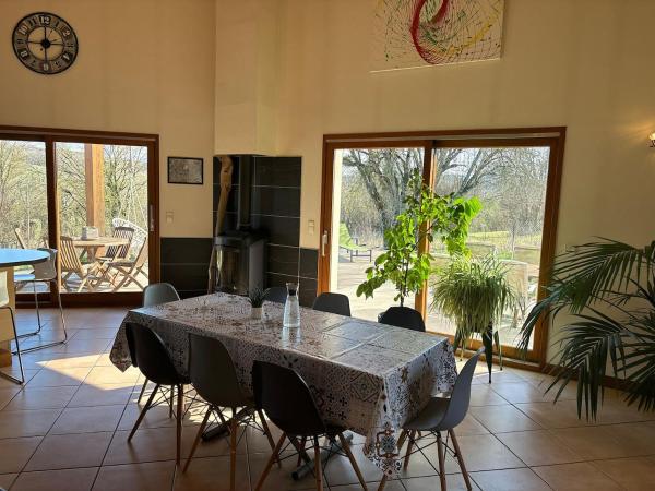 La Villa Lions I Parking - 8p - Vue nature, Забронировать  Минзье Рона-Альпы