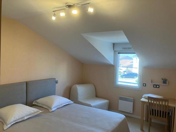 Greg House 49 - Chambres d\Hôtes, Забронировать  Бопро 