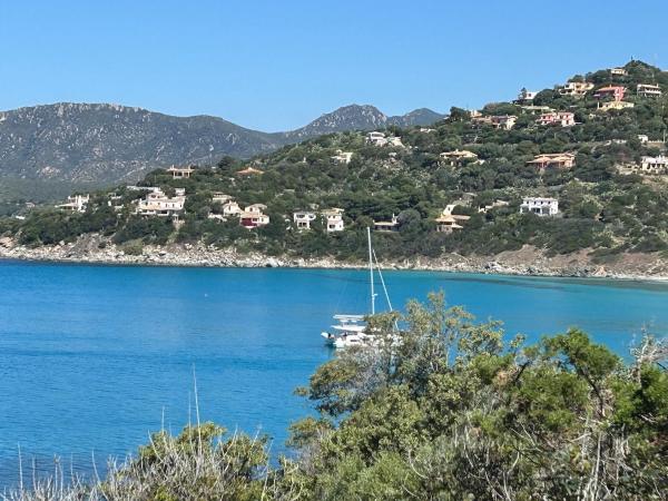 Villa Nereidi, Забронировать  Торре-делле-Стелле Южная Сардиния