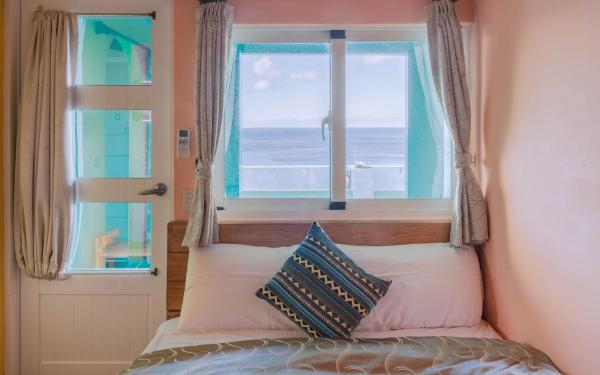 Moonlight, Забронировать  Yeh-yin 