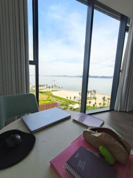 Tomstay Residence by A la Carte Ha Long, Забронировать  Отели Халонг с парковкой, Парковка