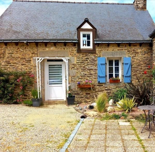 Cottage Lavandes et Cottages Roses, Забронировать  Crédin Morbihan