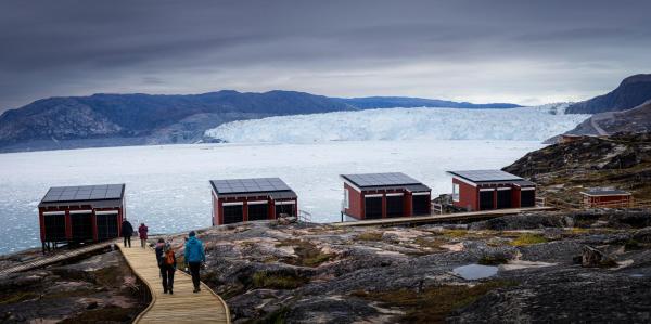Eqi Glacier Lodge - World of Greenland - 5 hours boat trip from Ilulissat & full board included, Забронировать  Илулиссат коммуна Аванаата