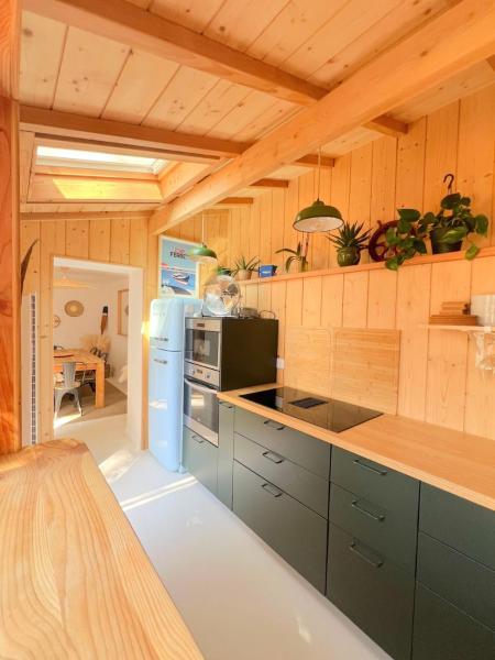 La Villa Méla au marché de Piraillan, Забронировать  Отели Аквитаний с парковкой, Парковка