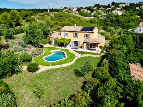 Villa Provençale avec Piscine à Aurons, Забронировать  Орон Буш-дю-Рон