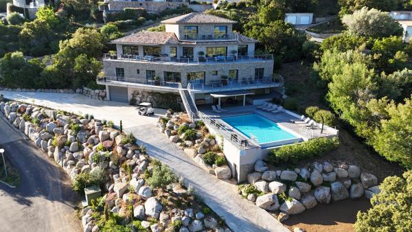 , Забронировать  Конка South Corsica