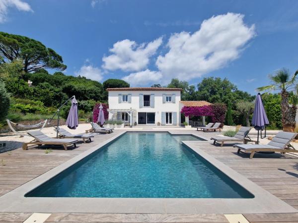 Villa Oliandre, Забронировать  Отели Сен-Тропе залива с парковкой, Парковка
