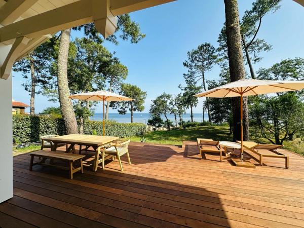 Villa dexception au bord du lac, 预订  拉特斯特德布赫 居让梅斯特拉