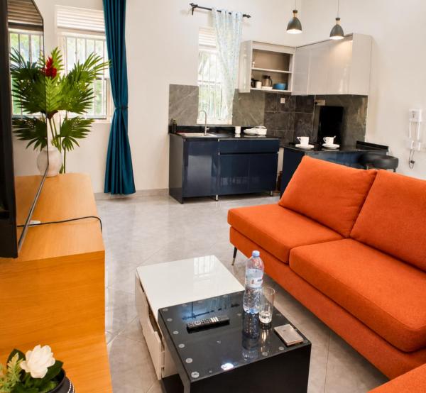 Yazmin\s Bright Studio with Fast Wi-Fi & Parking, Забронировать  Кампала Уганда