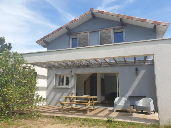 Villa de la plage 3 chambres, à 2 pas de locéan, Забронировать  Отели Аквитаний с парковкой, Парковка