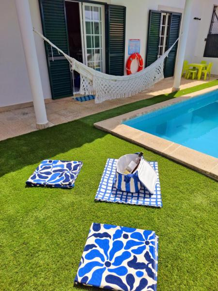 Meco Beach and Pool Villa, Забронировать  Отели Costa Azul с бассейном, Бассейн