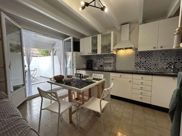 Villa de vacances - type T2 cabine CT720-127, Забронировать  Кап-д'Агд Hérault