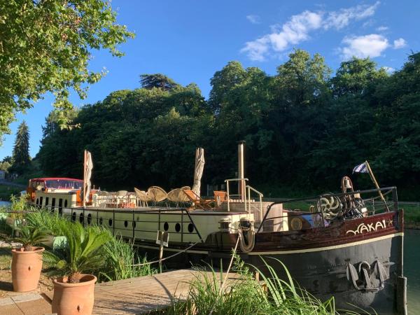 Péniche Wakaï - Chambres d\hôtes, Забронировать  Ле-Ма-д'Ажне Lot-et-Garonne