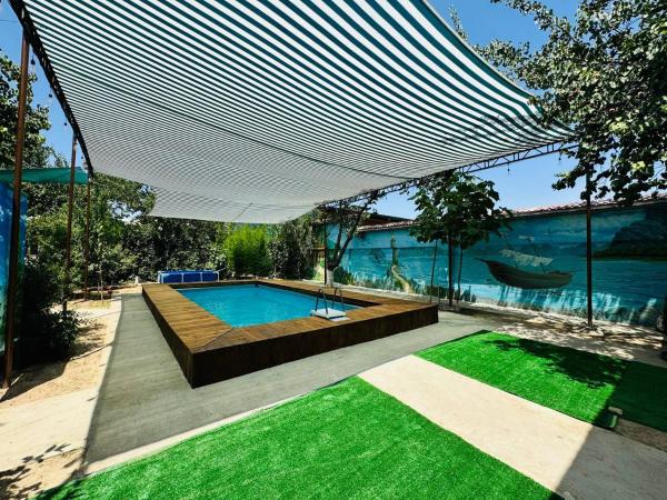 Gorilla Private House with Pool and PS