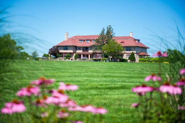 The Mansion at Ocean Edge Resort & Golf Club, Забронировать Курортный отель Брустер Полуостров Кейп-Код