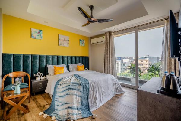 Lime Tree Hotel - Near Medanta Hospital, Забронировать Отель Отели штата Харьяны с парковкой, Парковка