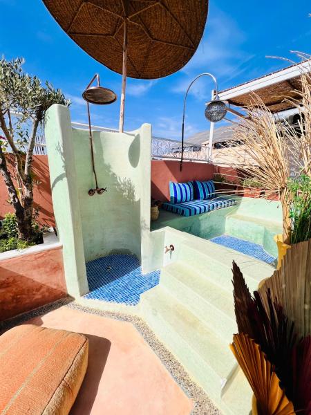 Riad 11 Zitoune