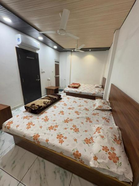 Hotel Shree Siddhi vinayak, Забронировать  Удджайн штат Мадхья-Прадеш