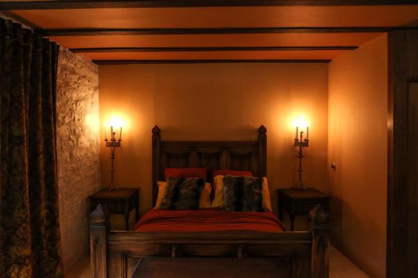 Chambre d\hôte médiévale, Забронировать  Сент-Аустрий Центр