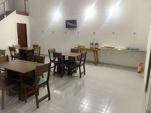 Hotel Avenida, Забронировать  Ribas do Rio Pardo Мату-Гросу-ду-Сул
