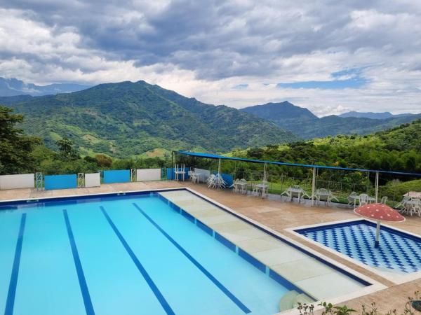Pioneros Campestre, Забронировать  Нокайма Кундинамарка