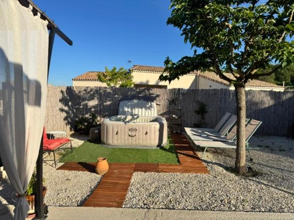 La Farigoule - Villa avec spa, clim, terrasse, Забронировать  Ла-Рок-сюр-Сез Gard