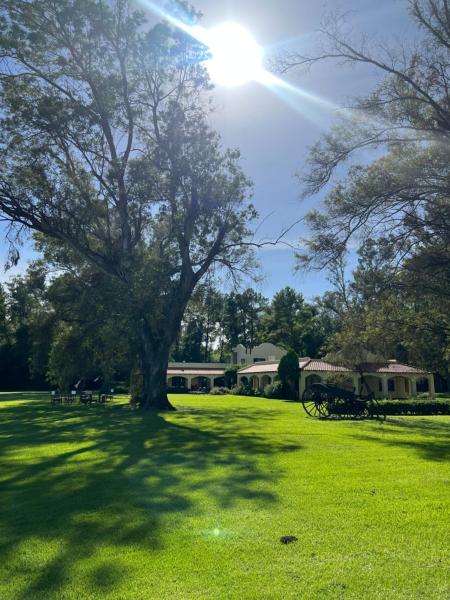 Estancia San Mateo, Забронировать  Отели Сан-Мигель-дель-Монте с парковкой, Парковка