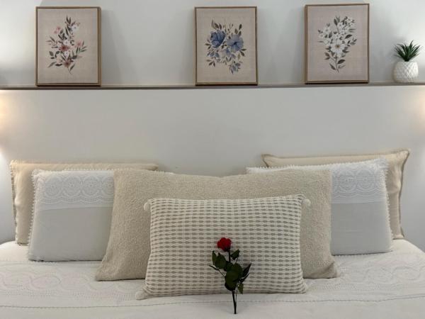 Location de chambre Villa les allamandas, Забронировать  Отели Mimosa Road с парковкой, Парковка