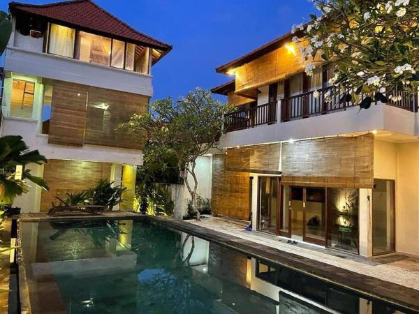 Entire Private & Cosy Villa in Jimbaran, Bali, Забронировать  Отели Нуса-Дуа с парковкой, Парковка