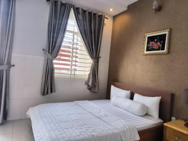hotel hoàng phúc 2 LOTTE MART, Забронировать  Отели Хошимина с парковкой, Парковка