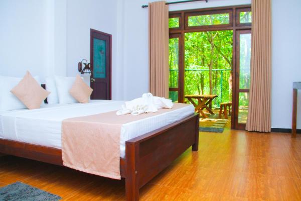 Amare Safari Resort Udawalawe, Забронировать  Отели Ratnapura District с парковкой, Парковка