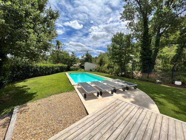 Luxury Villa with Pool en Provence, Забронировать  Ле-Пюи-Сент-Репарад Буш-дю-Рон