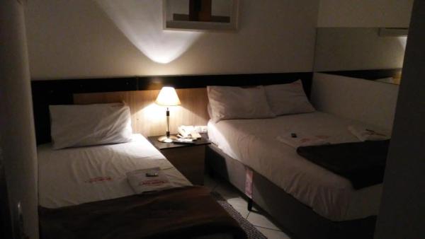 Hotel Las Vegas Guarulhos, Забронировать  Отели Сан-Паулу с парковкой, Парковка