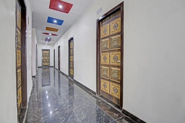 OYO 81258 AJ Guest House, Забронировать  Нью-Дели Национальный столичный округ Дели