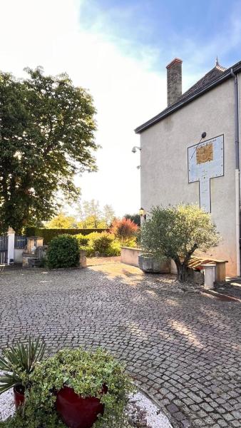 La Villa De Letang Burgundy, Забронировать  Сен-Мартен-дю-Лак 