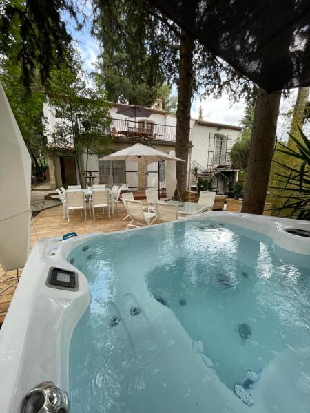 Villa&spa 3 ch 6pers en ville 12 mn de la plage, Забронировать  Монпелье Hérault