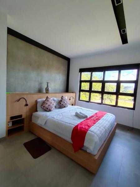 Milo Modern Five-Bedrooms Villa, Забронировать  Отели провинции Бали с парковкой, Парковка