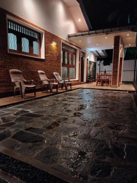 Villa Green Garden, Забронировать  Отели Округа Галле с парковкой, Парковка