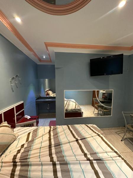 Hotel Mascote Congonhas, Забронировать  Отели Сан-Паулу с парковкой, Парковка