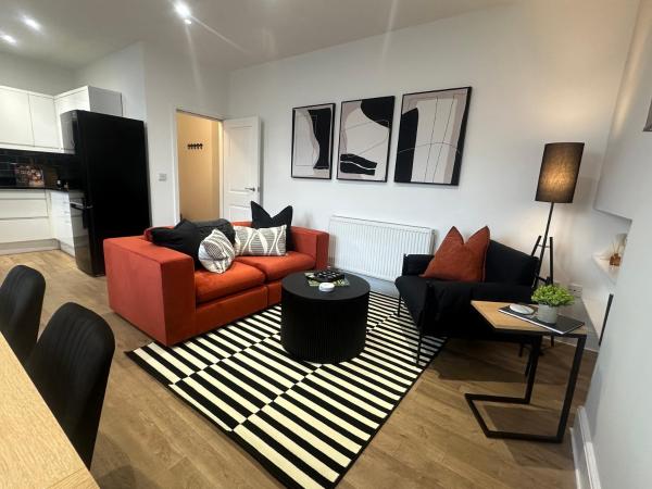 Gorgeous Town Centre 3-Bed Apartments Parking Available, Забронировать  Отели Харрогейт с парковкой, рядом с Harrogate Library, Парковка
