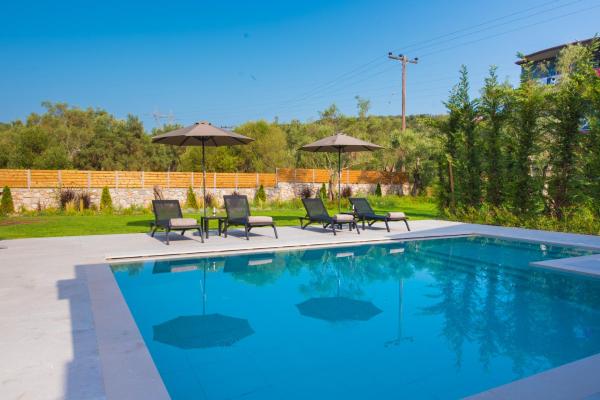 Sweet Villas, Забронировать  Отели Лигия с парковкой, Парковка