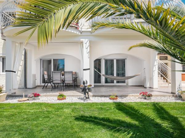 3 & 4 bedrooms apartment Simona, Забронировать  Пореч Poreč Riviera