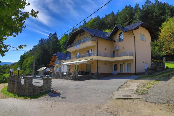 Apartments Crvena Jabuka, Забронировать Апартаменты/квартира Ključ Федерация Боснии и Герцеговины