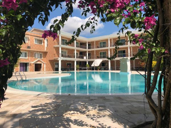 Sunny Golf Tamatave, Забронировать  Туамасина Мадагаскар