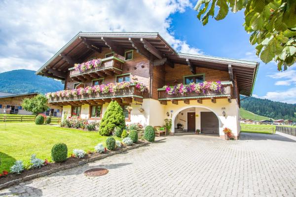 Landhaus Olga, Забронировать  Отели Salzburger Sportwelt с парковкой, Парковка