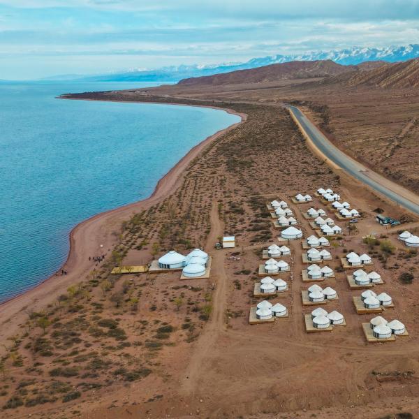Глэмпинг Oimo Tash Yurt Camp