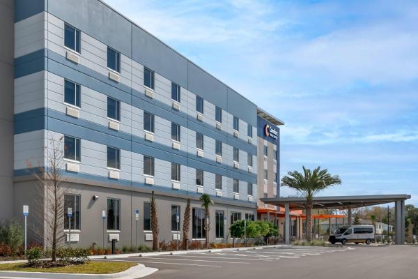 Comfort Inn & Suites Orlando Sanford Airport