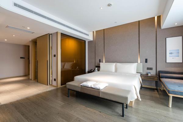Atour Hotel Chengdu Taikoo Li Future Center